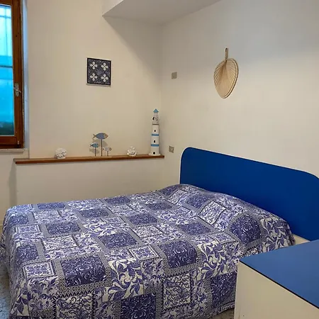 Quadrilocale Doppi Servizi, Piano Terra, Giardino E Posto Auto Wi-fi *