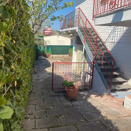 Quadrilocale Doppi Servizi, Piano Terra, Giardino E Posto Auto Wi-fi Numana