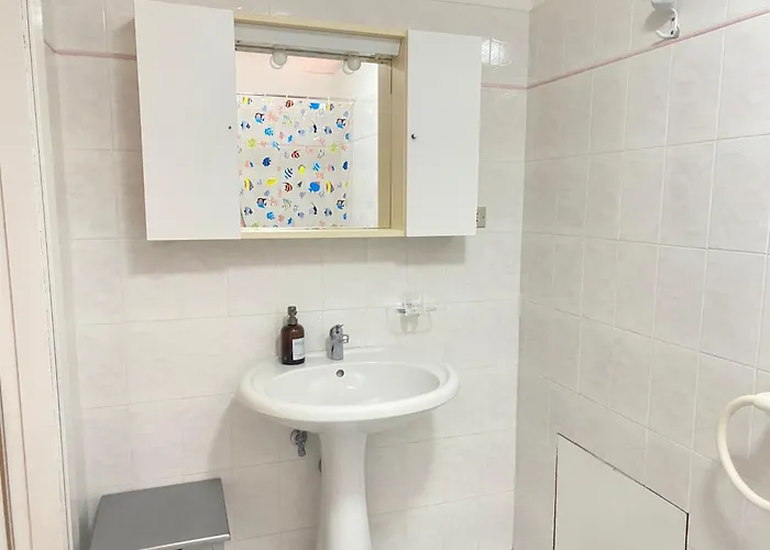 Quadrilocale Doppi Servizi, Piano Terra, Giardino E Posto Auto Wi-fi